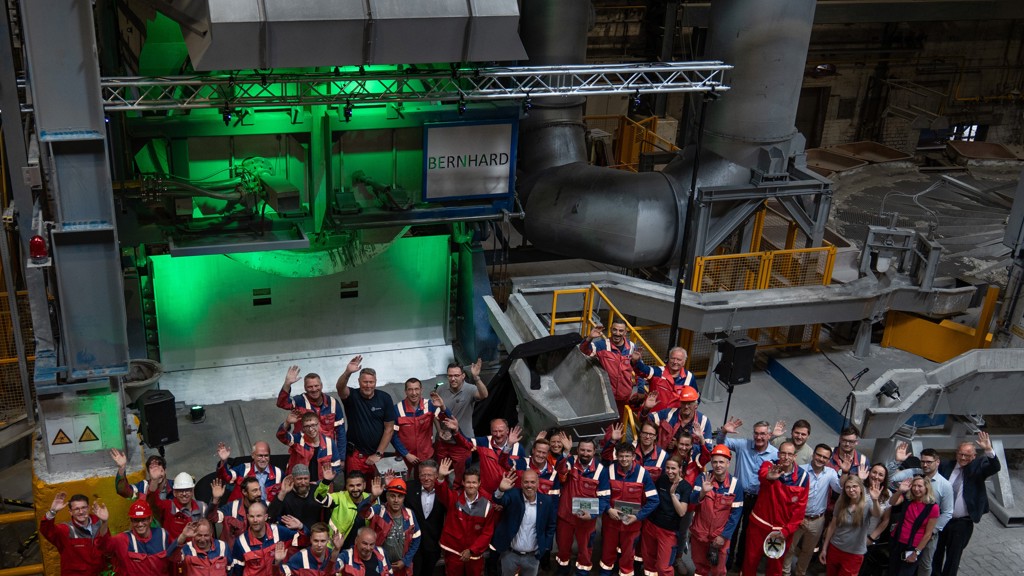 Bernhard gets started: The new recycling furnace at Erftwerk recovers aluminium from even the most contaminated scrap. (c) Speira